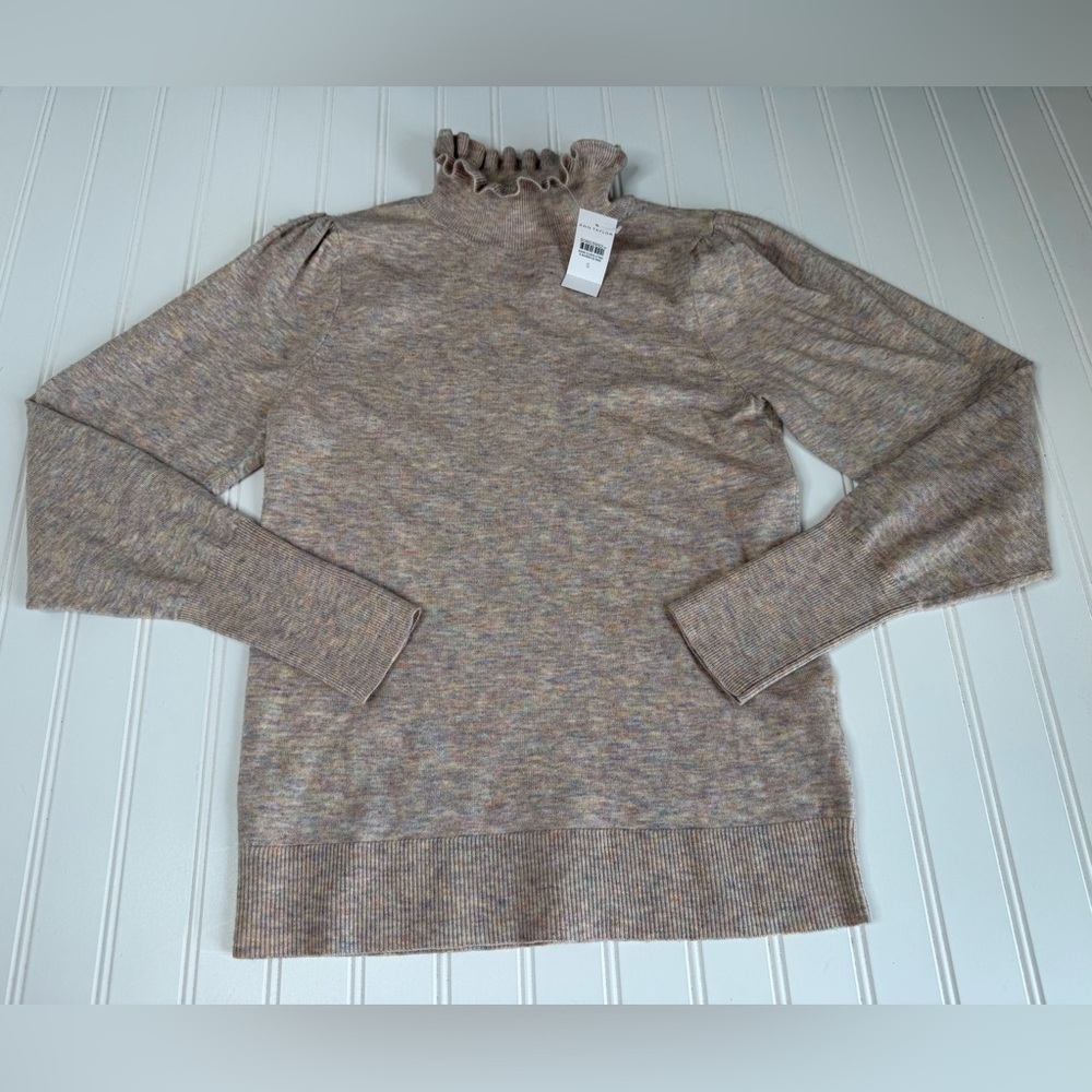 Ann Taylor Ruffle neck Sweater Women’s Small NEW 1618